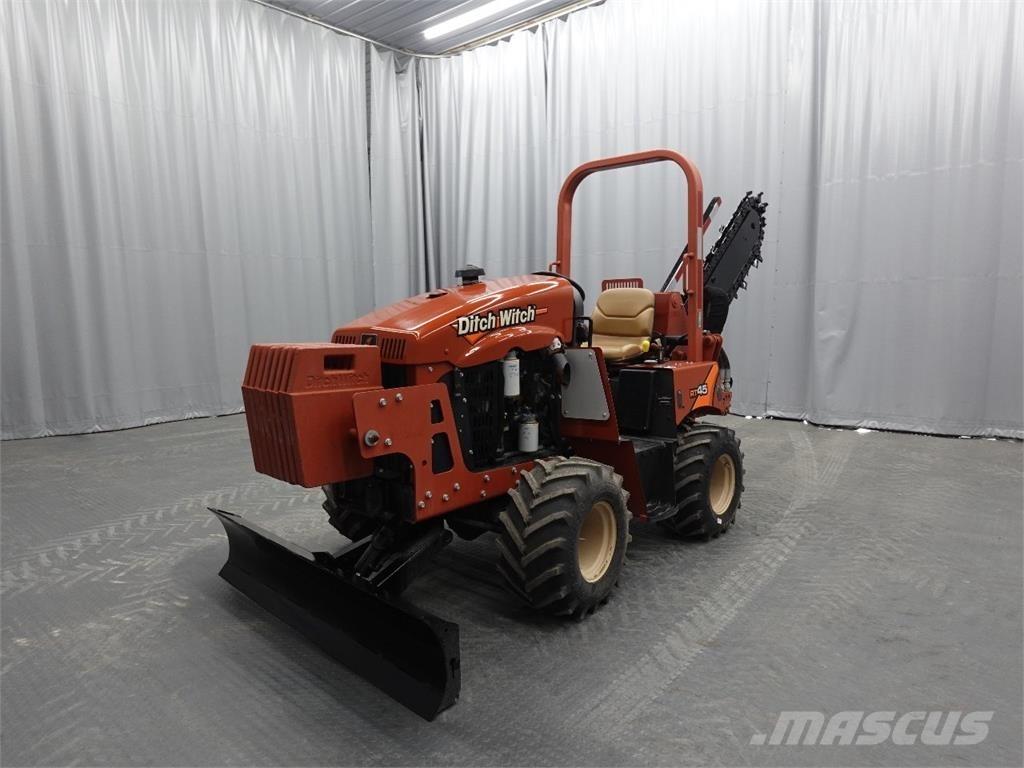 Ditch Witch rt45 掘溝機