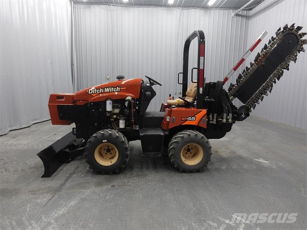 Ditch Witch rt45 掘溝機