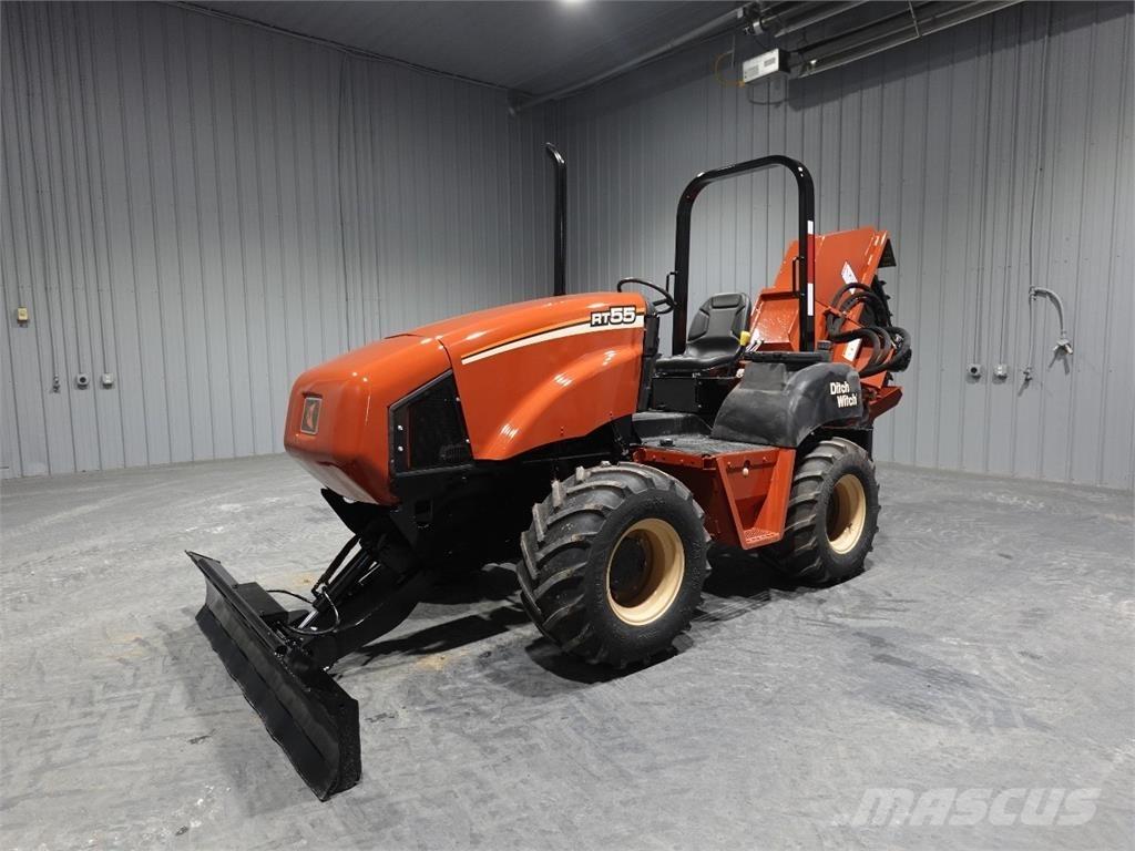 Ditch Witch RT55 岩石和混凝土鋸