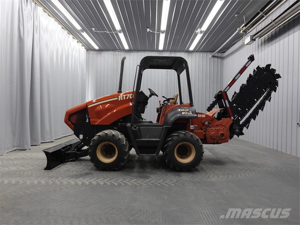 Ditch Witch RT70M 掘溝機