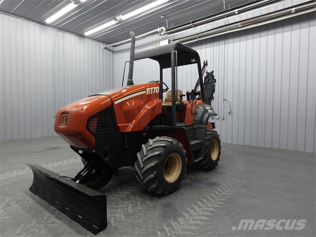 Ditch Witch RT70M 掘溝機
