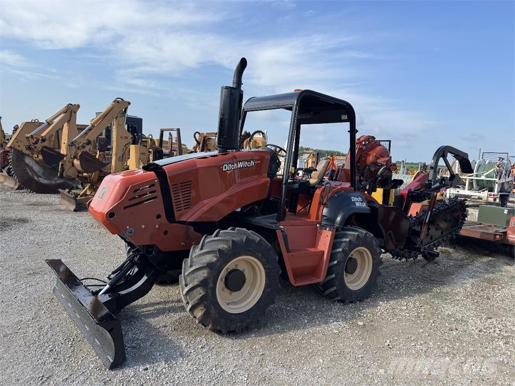 Ditch Witch RT95 掘溝機