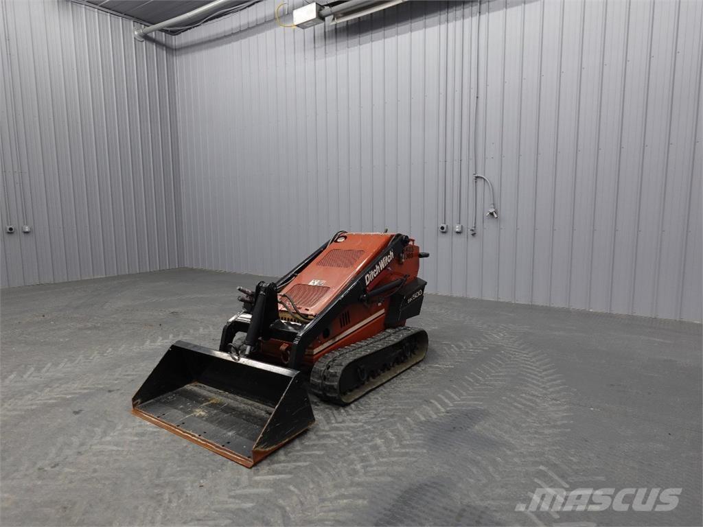 Ditch Witch SK500 滑移轉向裝載機