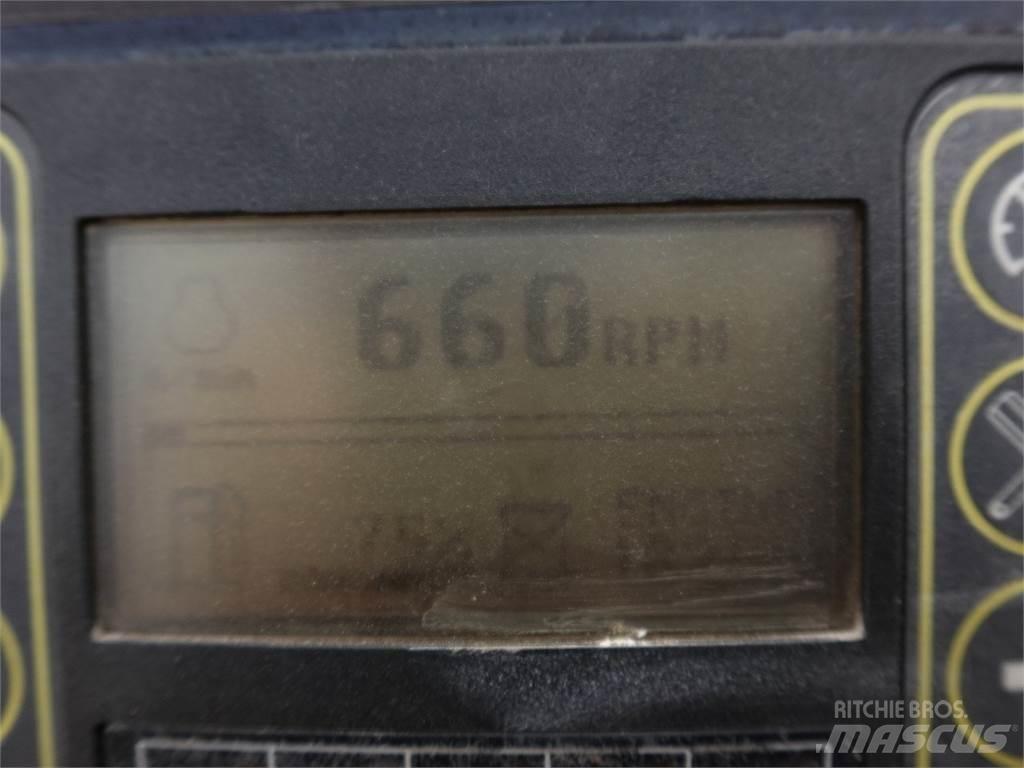 Vermeer RTX550 掘溝機