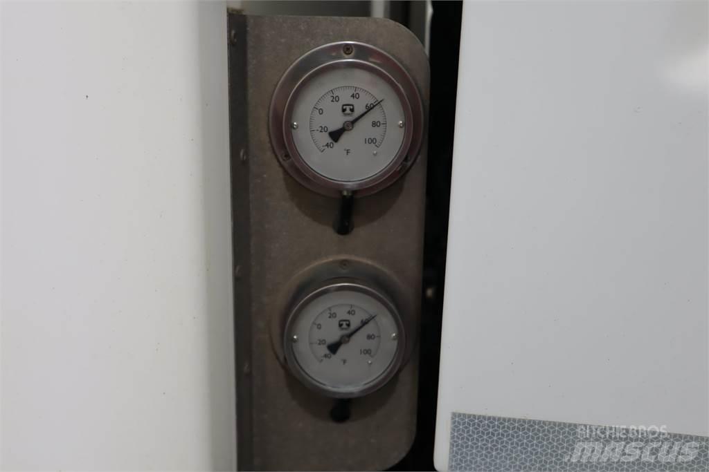 DAF CF330 冷凍貨櫃