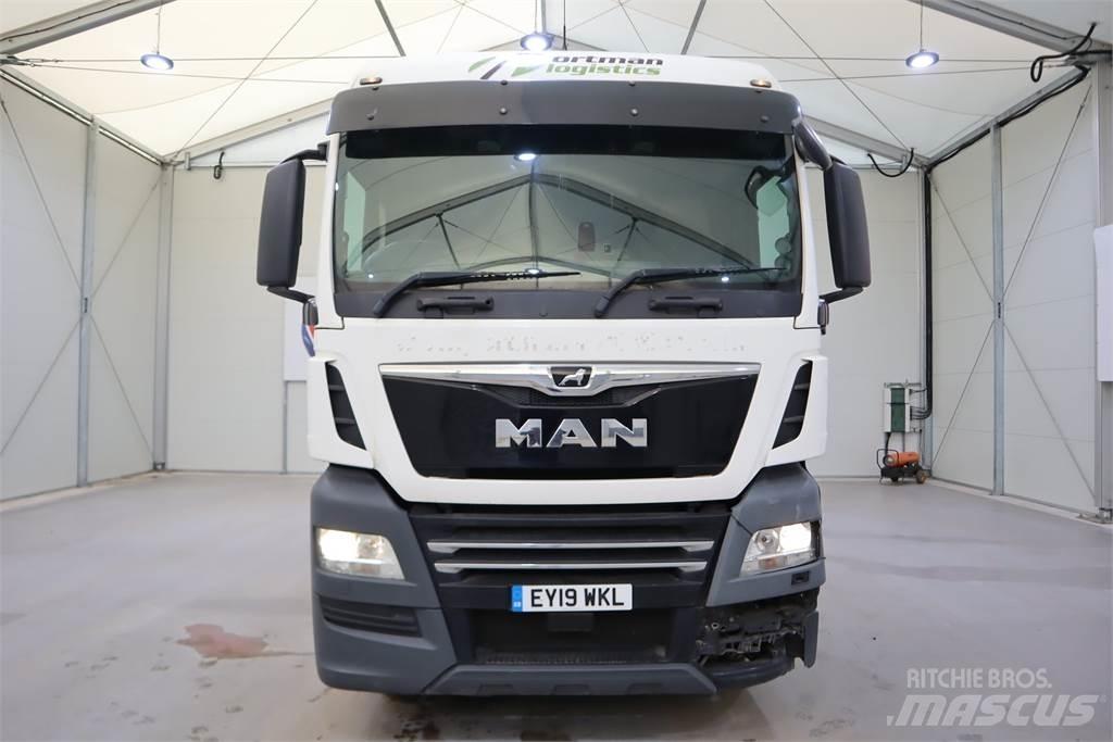 MAN TGX 26.460 曳引機組件