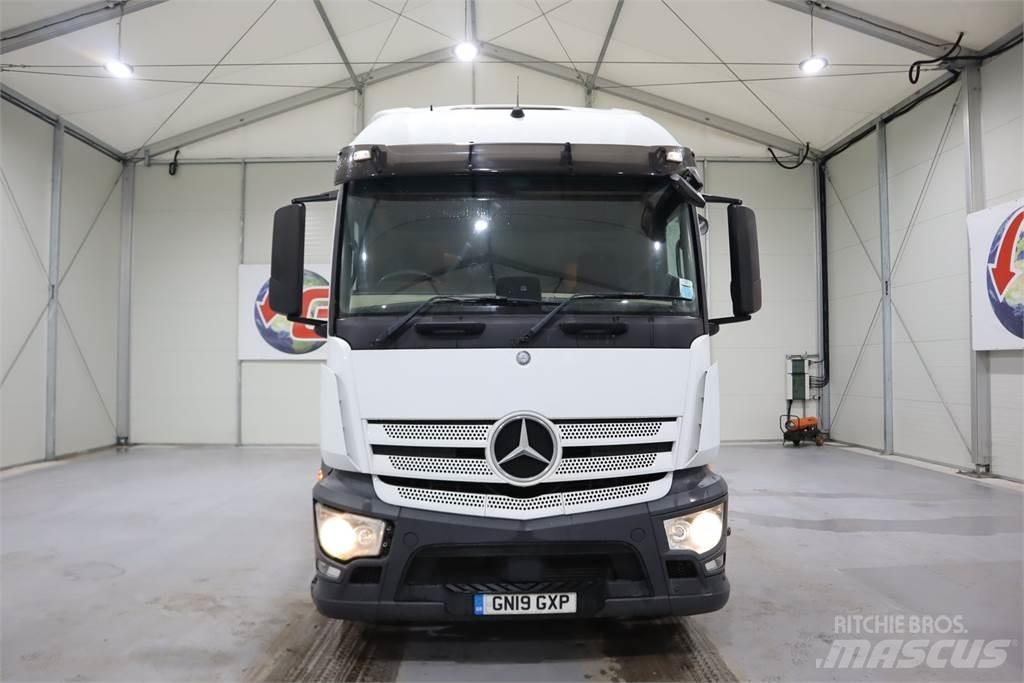 Mercedes-Benz Actros 1840 曳引機組件