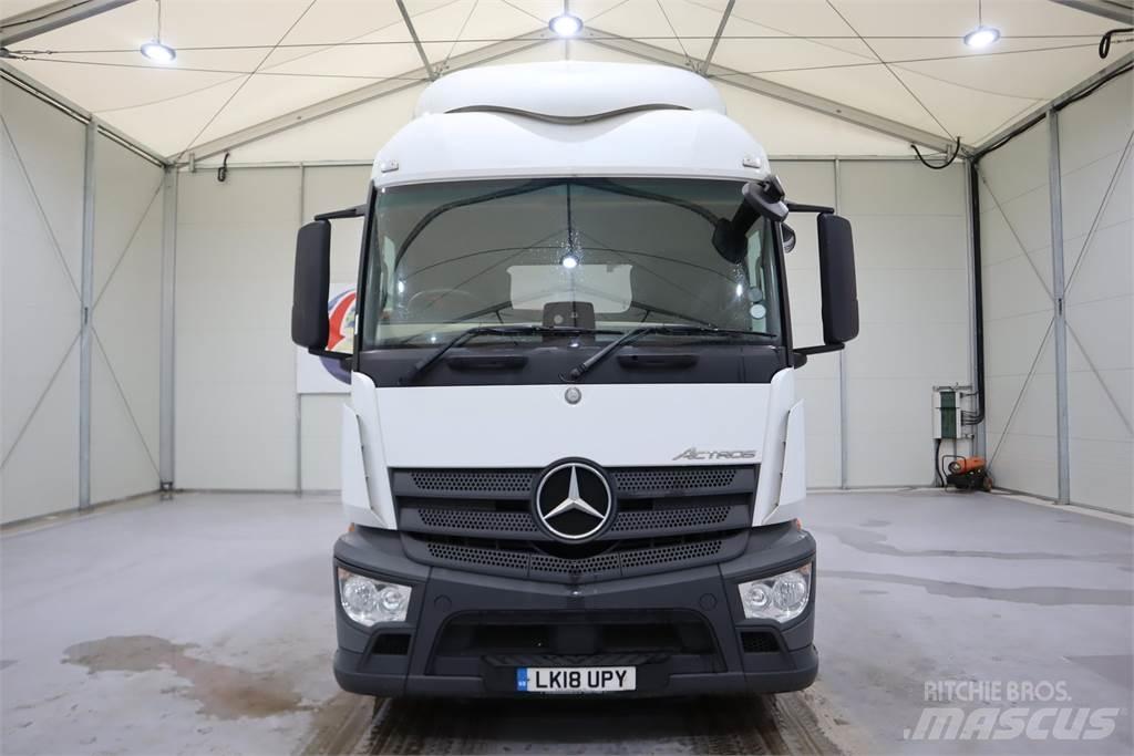 Mercedes-Benz Actros 1843 曳引機組件