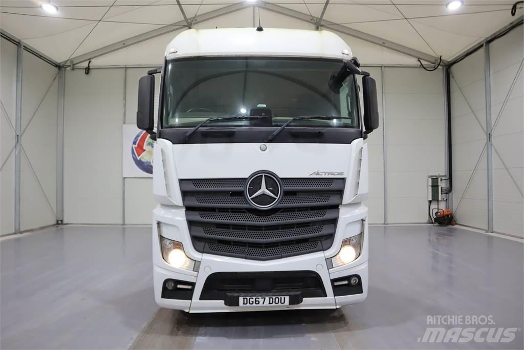 Mercedes-Benz Actros 2545 曳引機組件