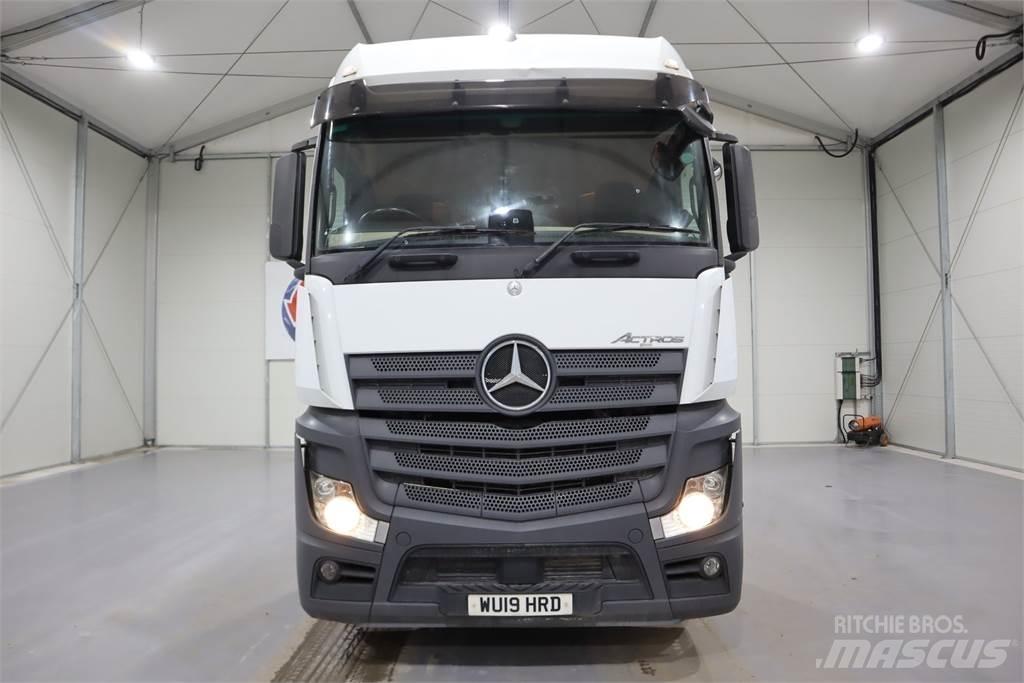 Mercedes-Benz Actros 2545 曳引機組件