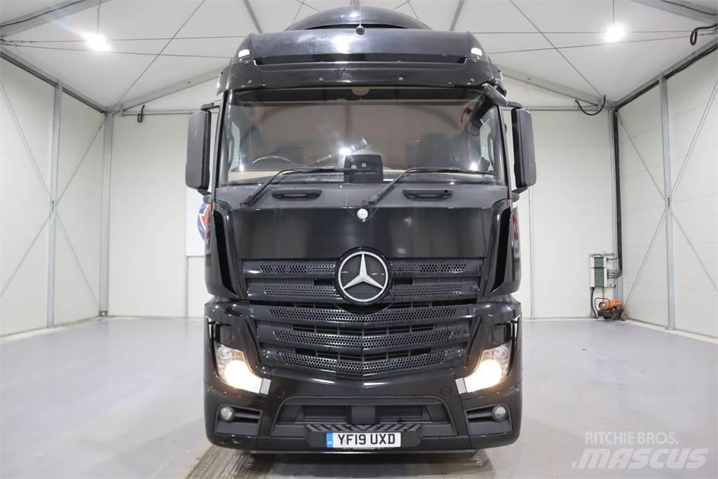 Mercedes-Benz Actros 2545 曳引機組件