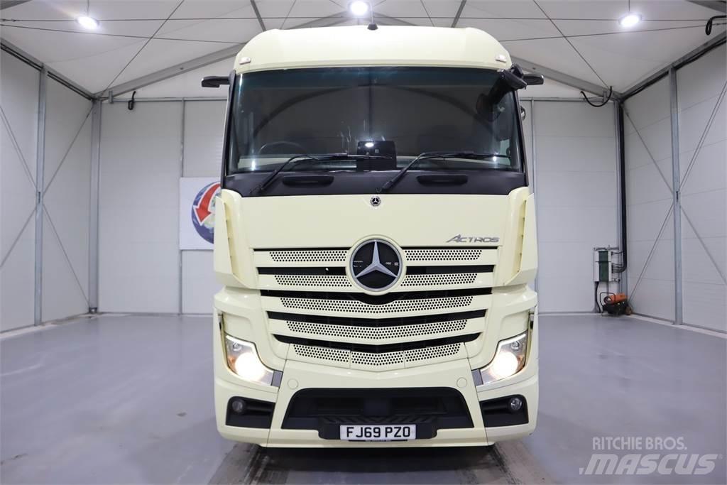 Mercedes-Benz Actros 2545 曳引機組件