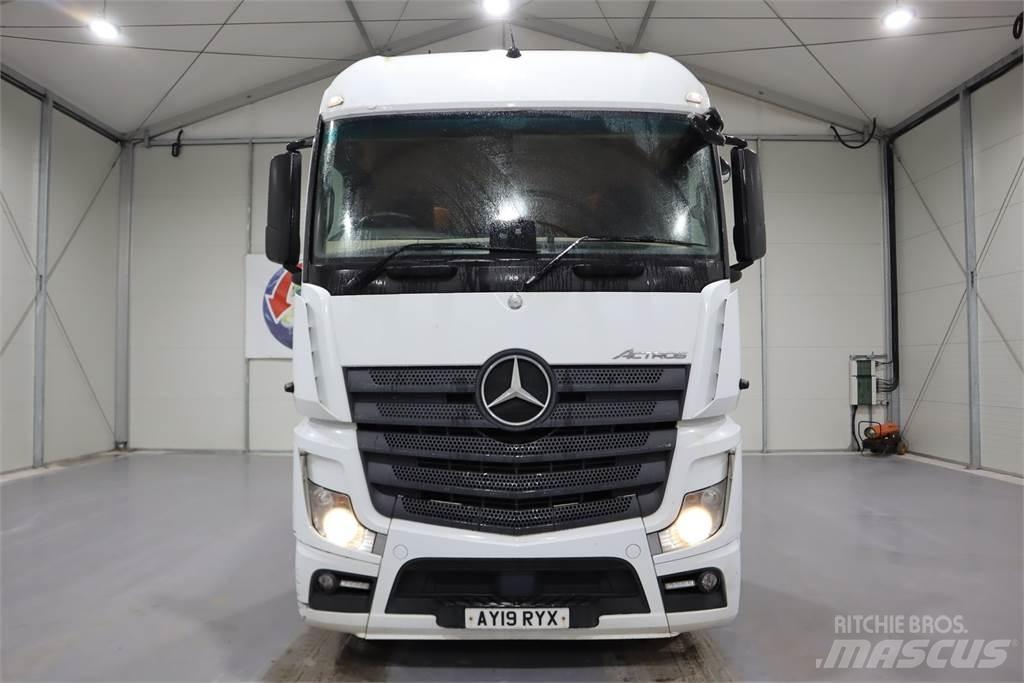 Mercedes-Benz Actros 2545 曳引機組件