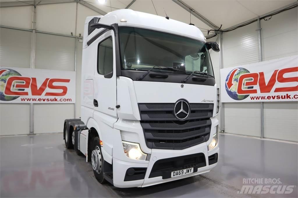 Mercedes-Benz Actros 2545 曳引機組件