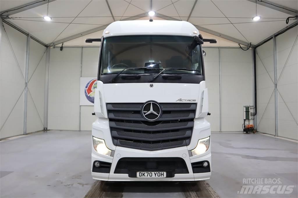 Mercedes-Benz Actros 2545 曳引機組件
