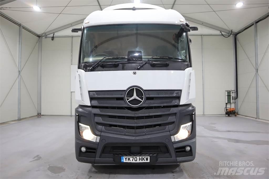 Mercedes-Benz Actros 2545 曳引機組件