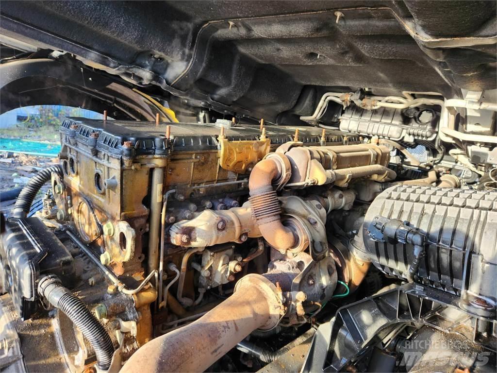 Mercedes-Benz ACTROS 2546 曳引機組件