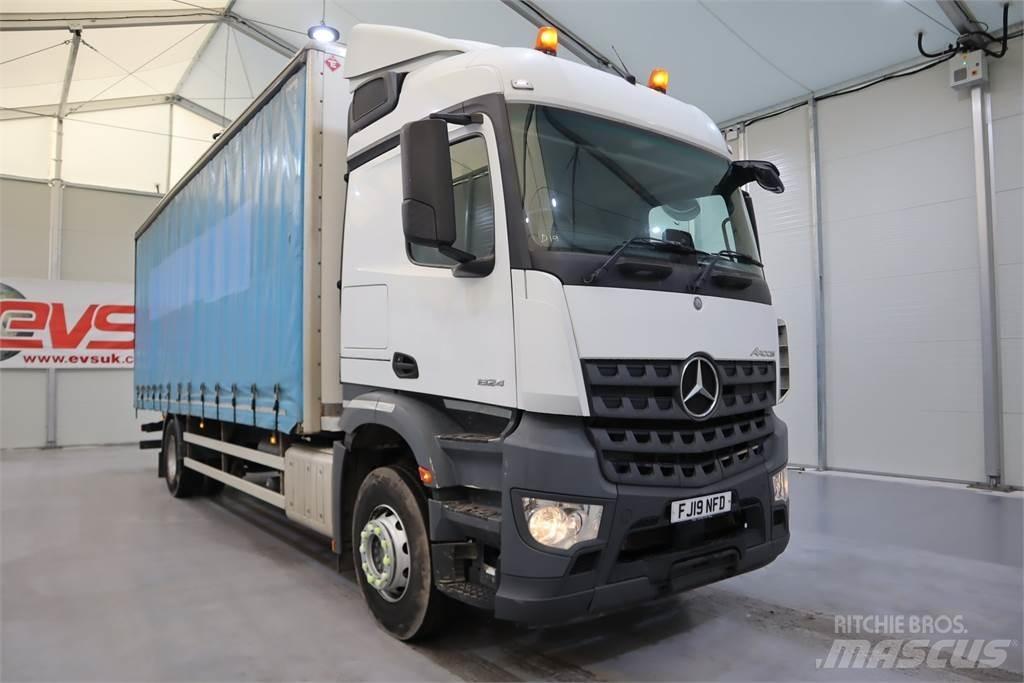 Mercedes-Benz Arocs 1824 篷布卡車
