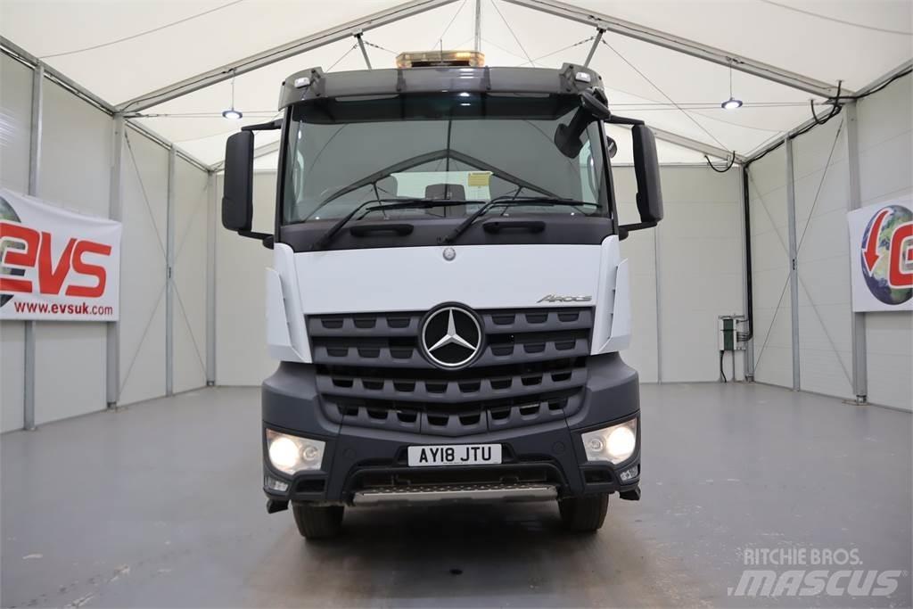 Mercedes-Benz Arocs 3240 傾卸式卡車