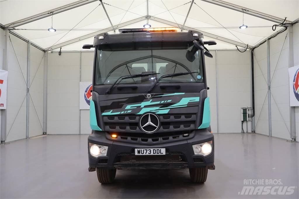 Mercedes-Benz AROCS 3240 傾卸式卡車