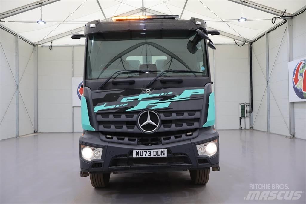 Mercedes-Benz AROCS 3240 傾卸式卡車
