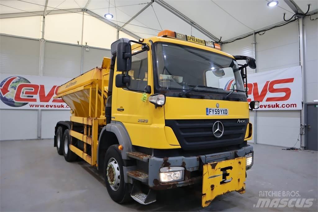 Mercedes-Benz AXOR 2629 鋪砂機