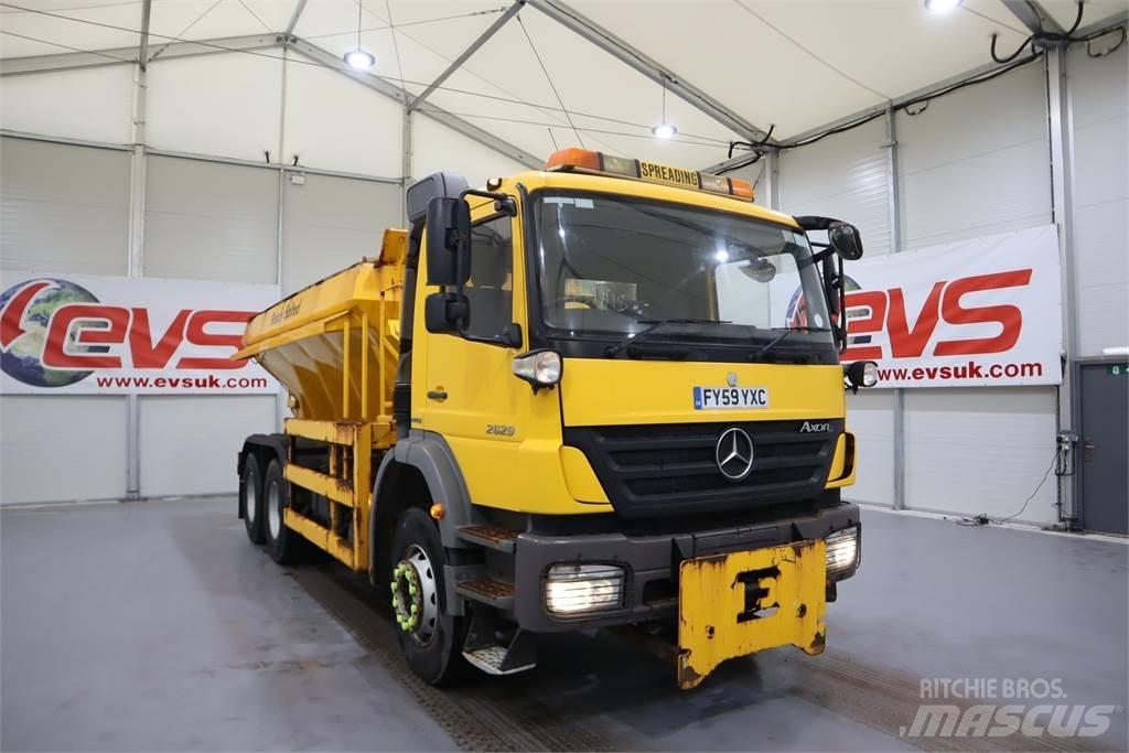 Mercedes-Benz AXOR 2629 鋪砂機