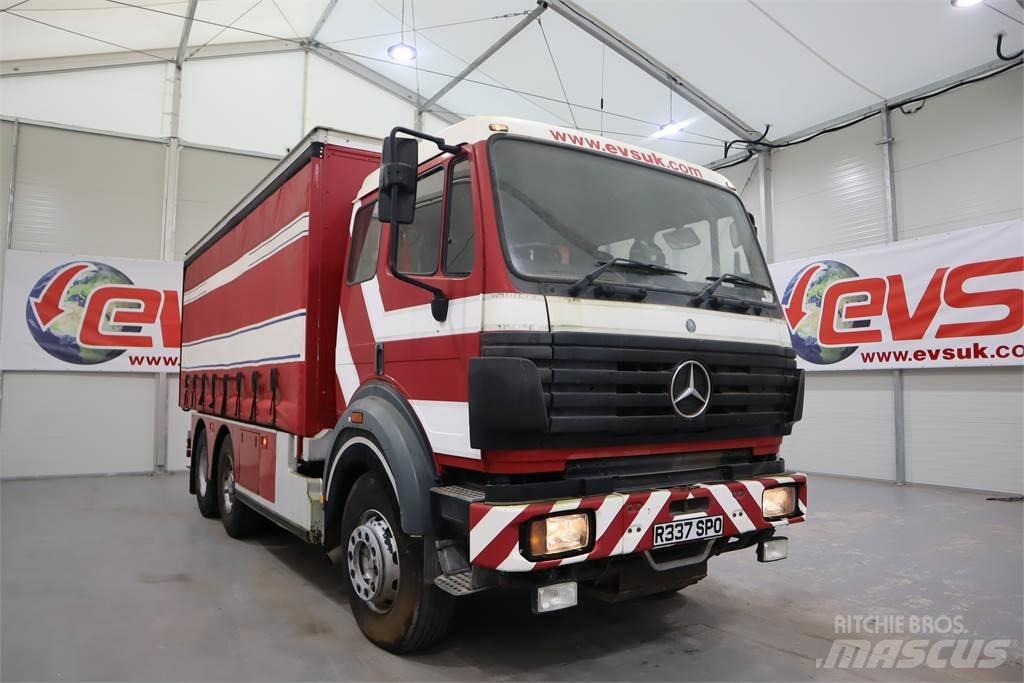 Mercedes-Benz MK 2524 篷布卡車