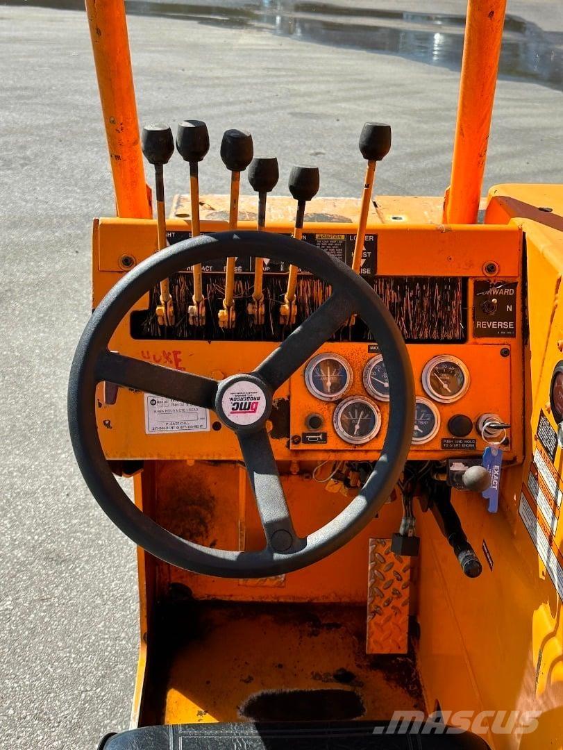 Broderson IC-35-2B 越野起重機