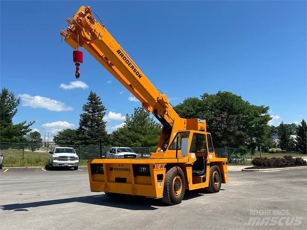 Broderson IC-80-3J 越野起重機