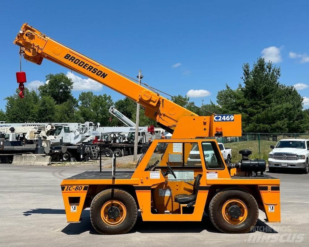 Broderson IC-80-3J 越野起重機