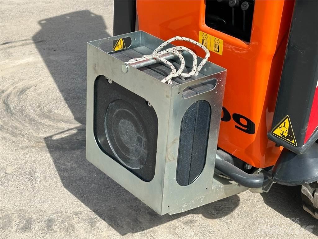 Jekko SPX 309 小型起重機
