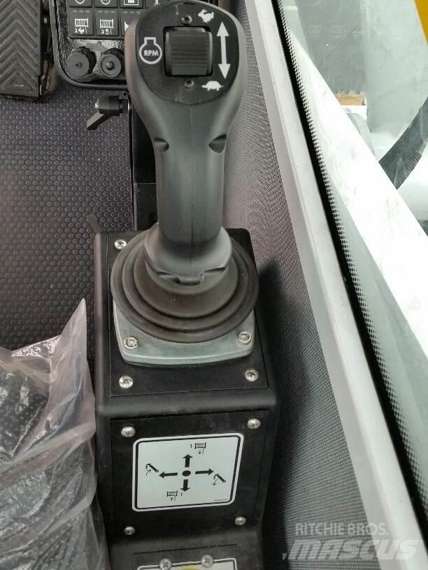 Manitex TC500 起重機卡車