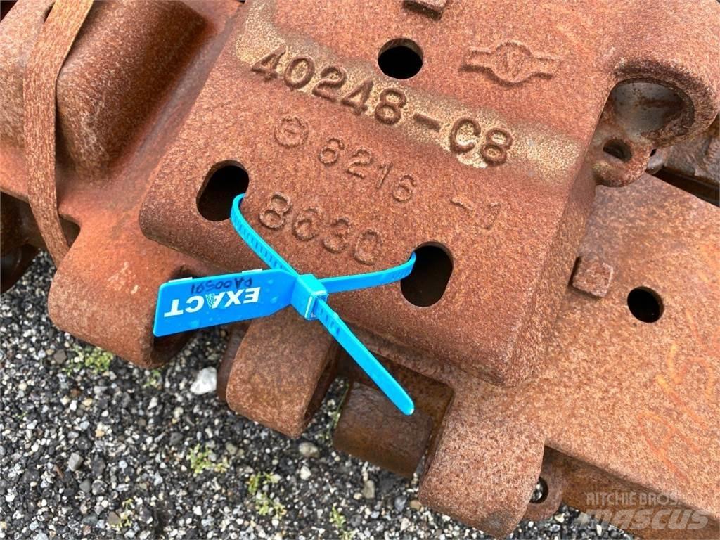 Manitowoc  履帶、鏈條和車盤