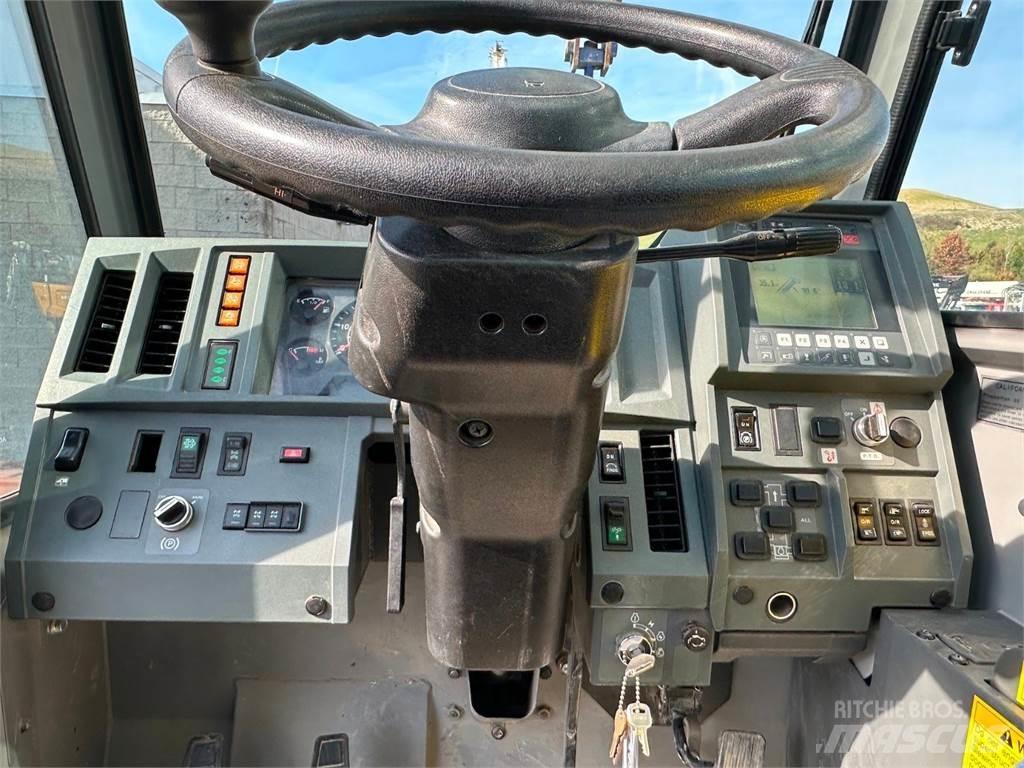 Tadano GR-550XL-3 越野起重機