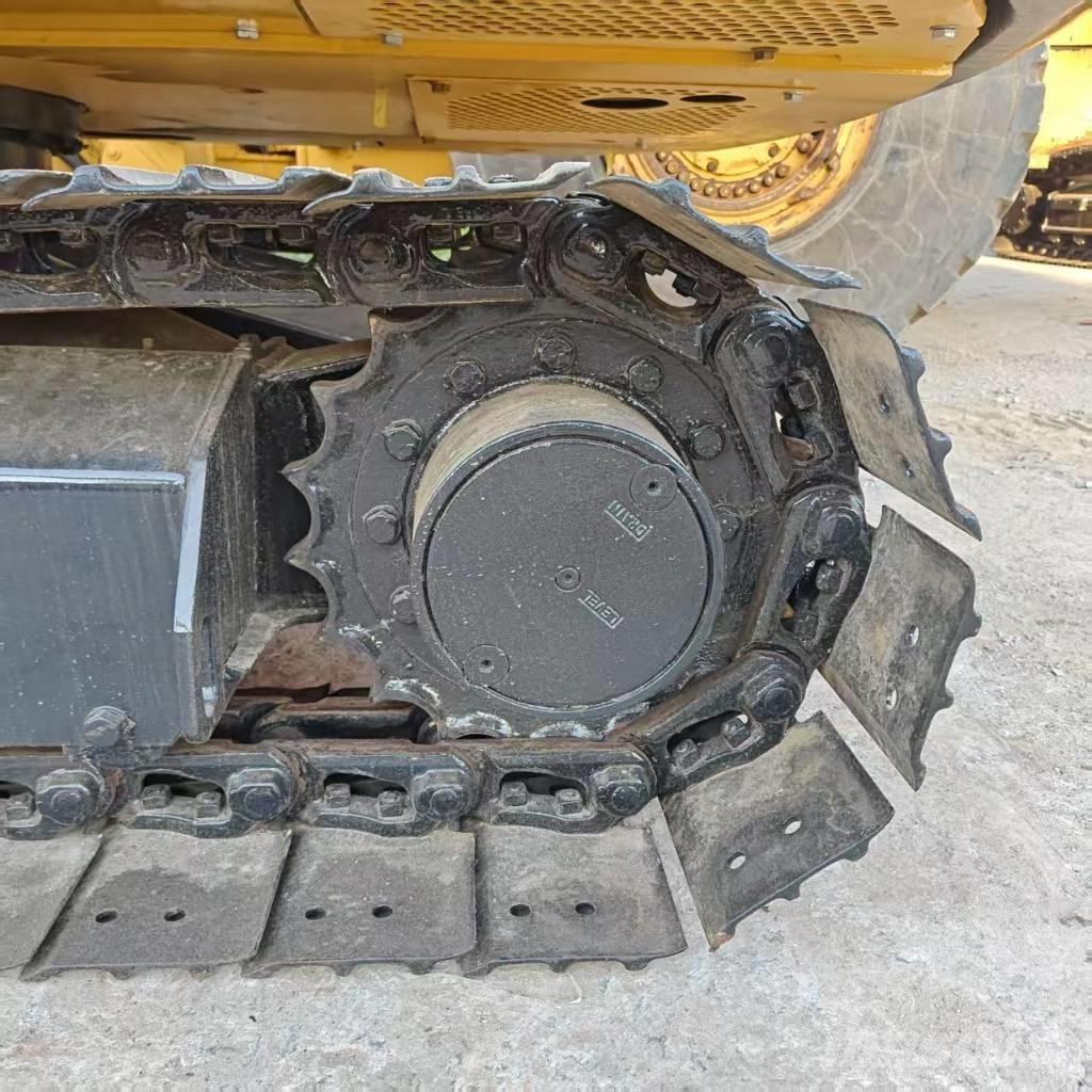 Komatsu PC 56 小型挖土機/掘鑿機<7t(小型挖掘機)
