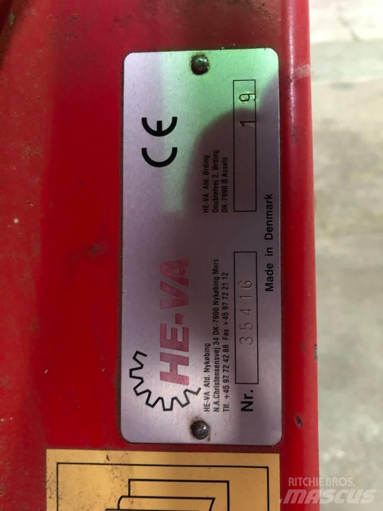 He-Va Weeder HD 12 耙車