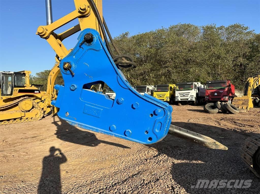CAT 320 D L 履帶式 挖土機/掘鑿機/挖掘機
