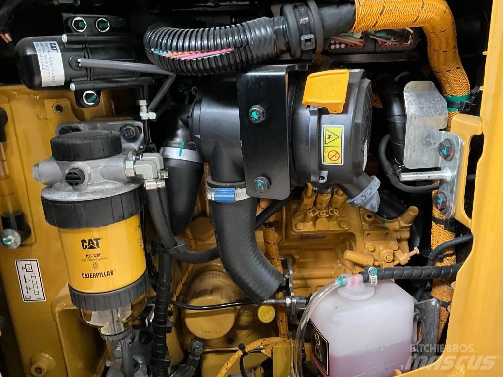CAT 301.8 UNUSED 小型挖土機/掘鑿機<7t(小型挖掘機)