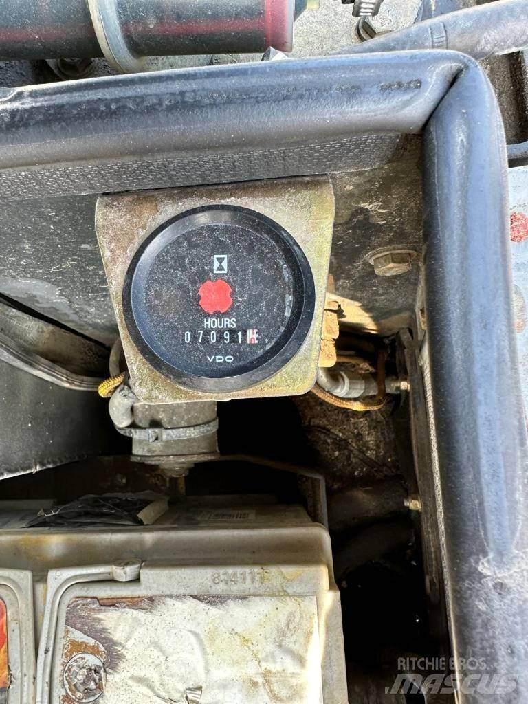 Bomag BW 138 AD 雙輪滾壓機