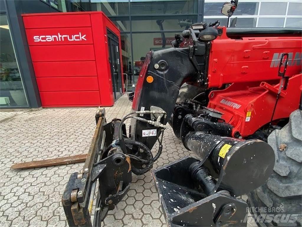 Manitou MT1135 ST5 伸縮臂操作車