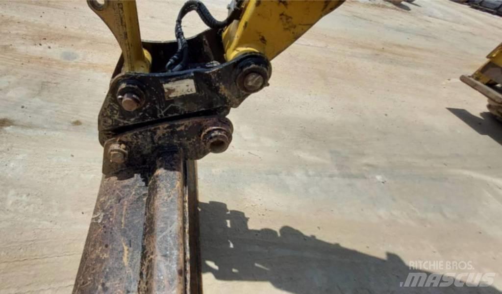 CAT 432 F2 反鏟裝載機