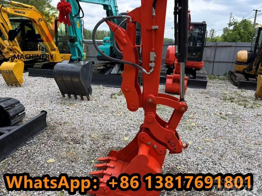 Kubota U 55 小型挖土機/掘鑿機<7t(小型挖掘機)