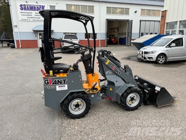 GiANT G 1200 小型裝載機