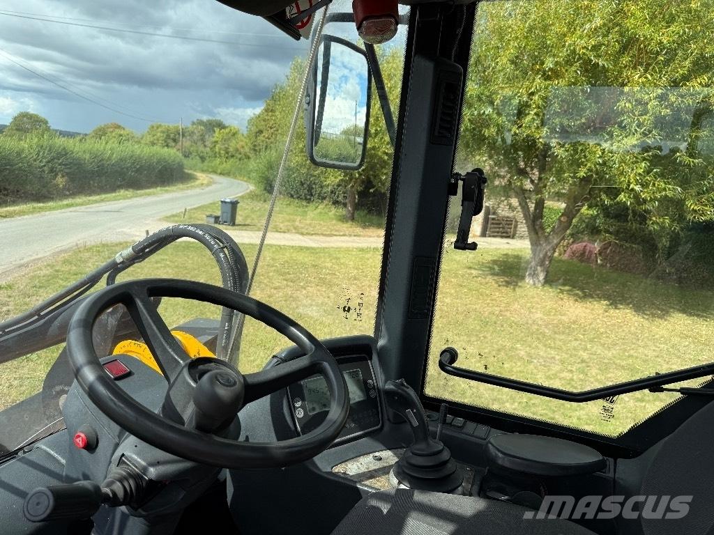 JCB 416 HT 輪胎式裝載機