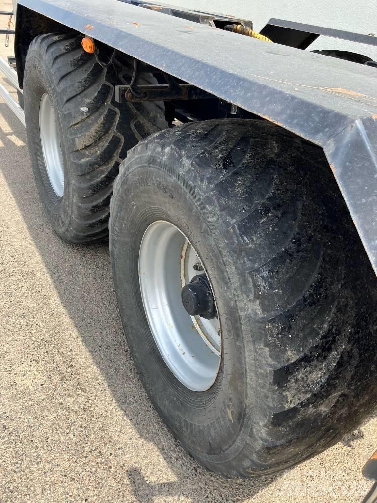 Metaltech MT 20-24 通用型拖車