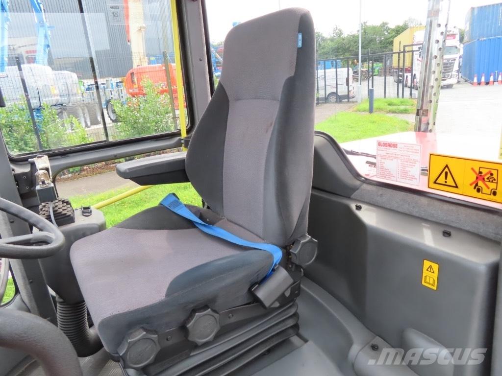 Kalmar DCF 80-6 柴油卡車