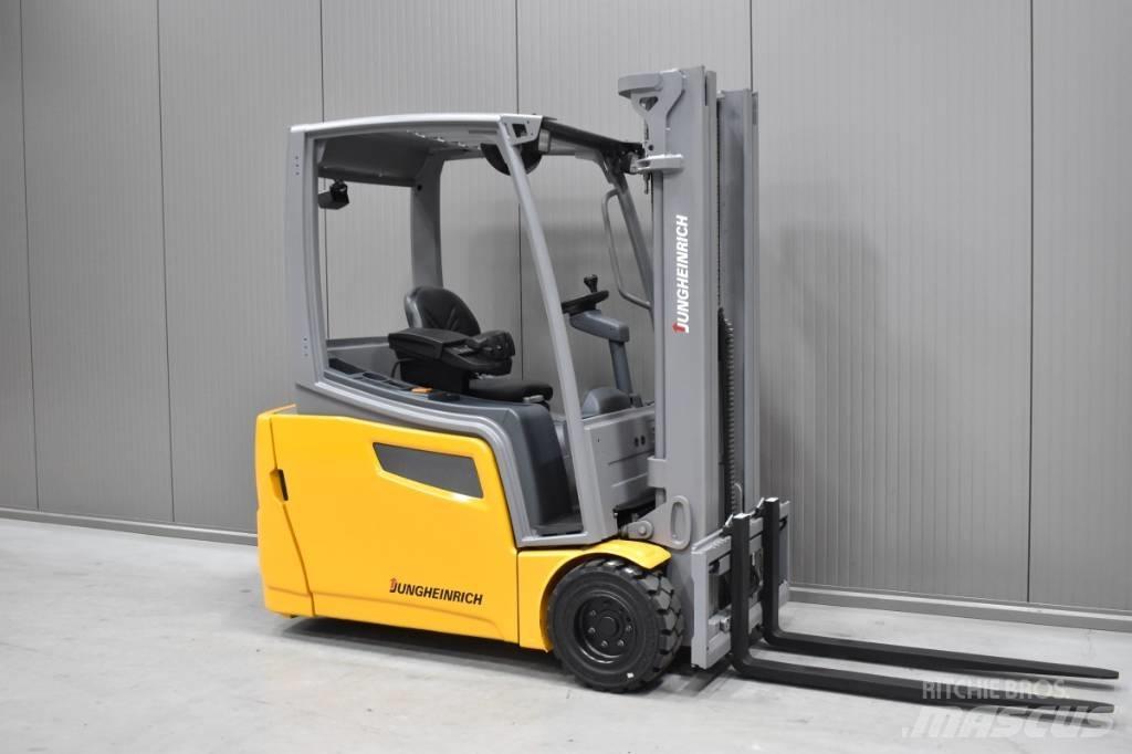 Jungheinrich EFG 220 電動堆高機