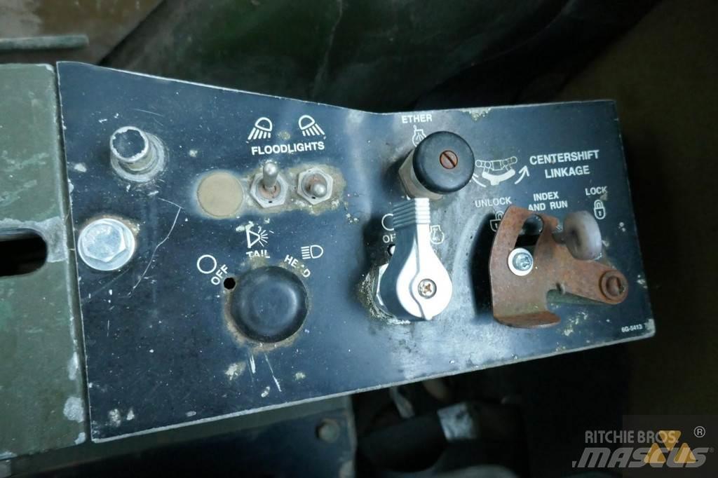 CAT 130G Ex-army 平土機