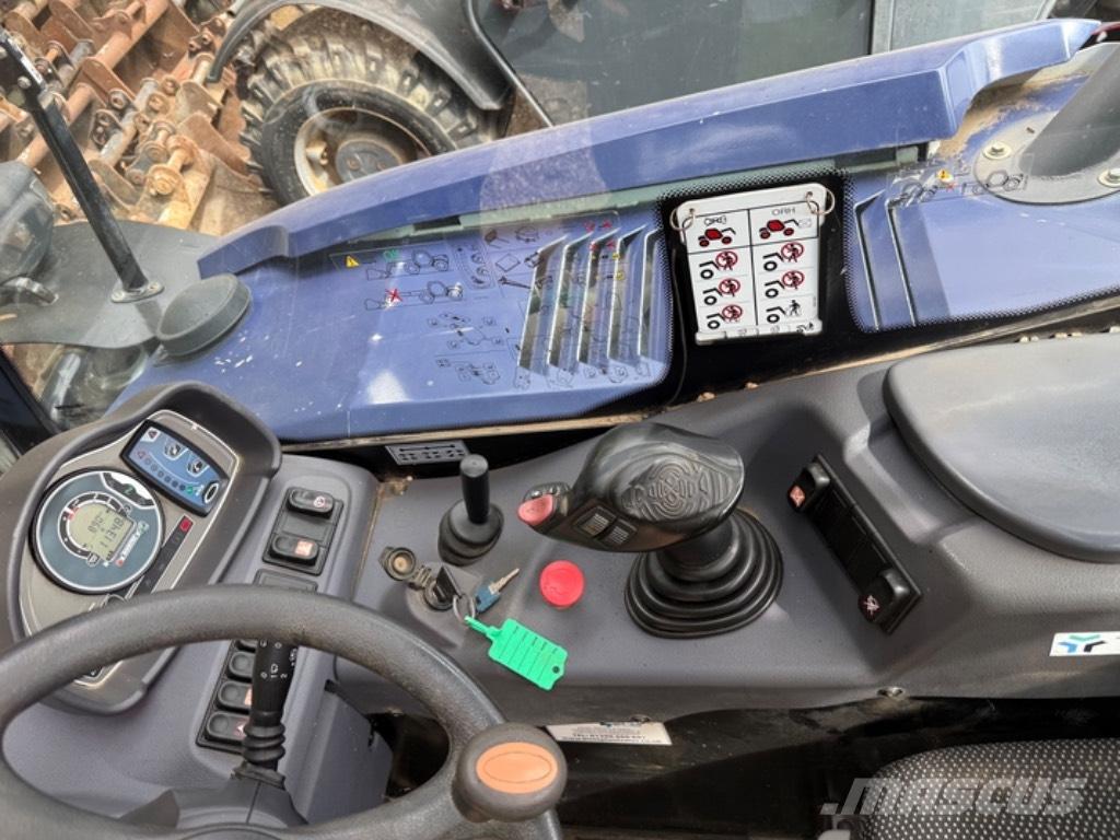 Manitou MT 420 H 伸縮臂操作車